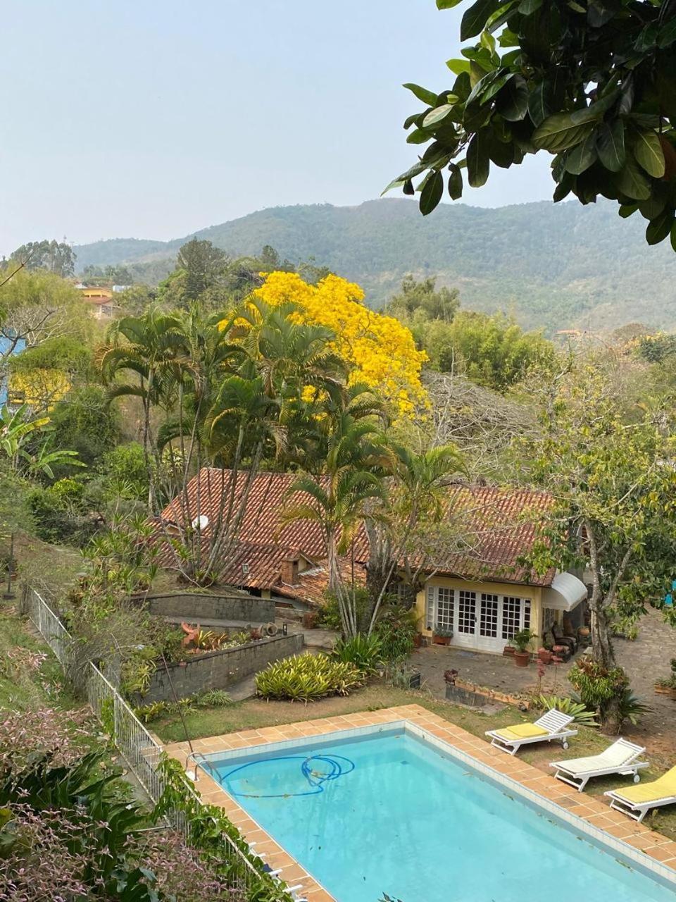 Pousada Casa Do Ipe Amarelo Miguel Pereira Luaran gambar